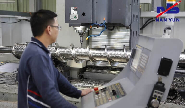 NAN YUN: A Modern Screw and Barrel Manufacturers