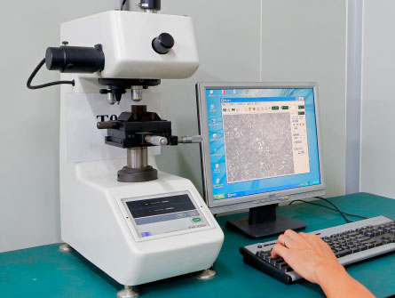 Micoscopic Hardness Tester